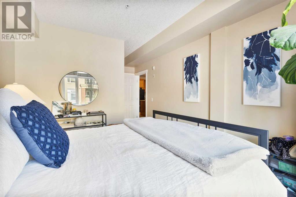 Single Family House for Sale in   Hemlock Crescent SW Spruce Cliff Calgary 