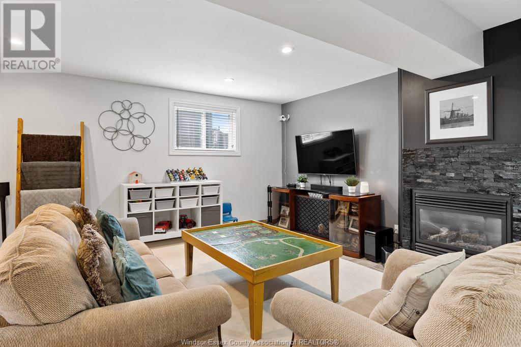 Photo 17 of 12034 Ducharme, Essex ON