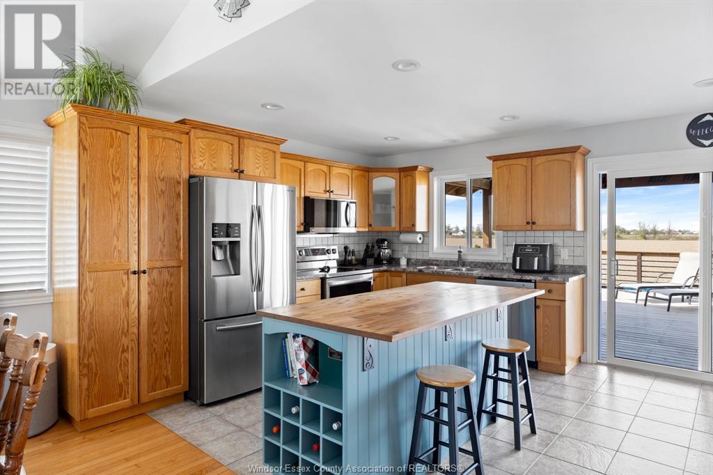 Photo 8 of 12034 Ducharme, Essex ON