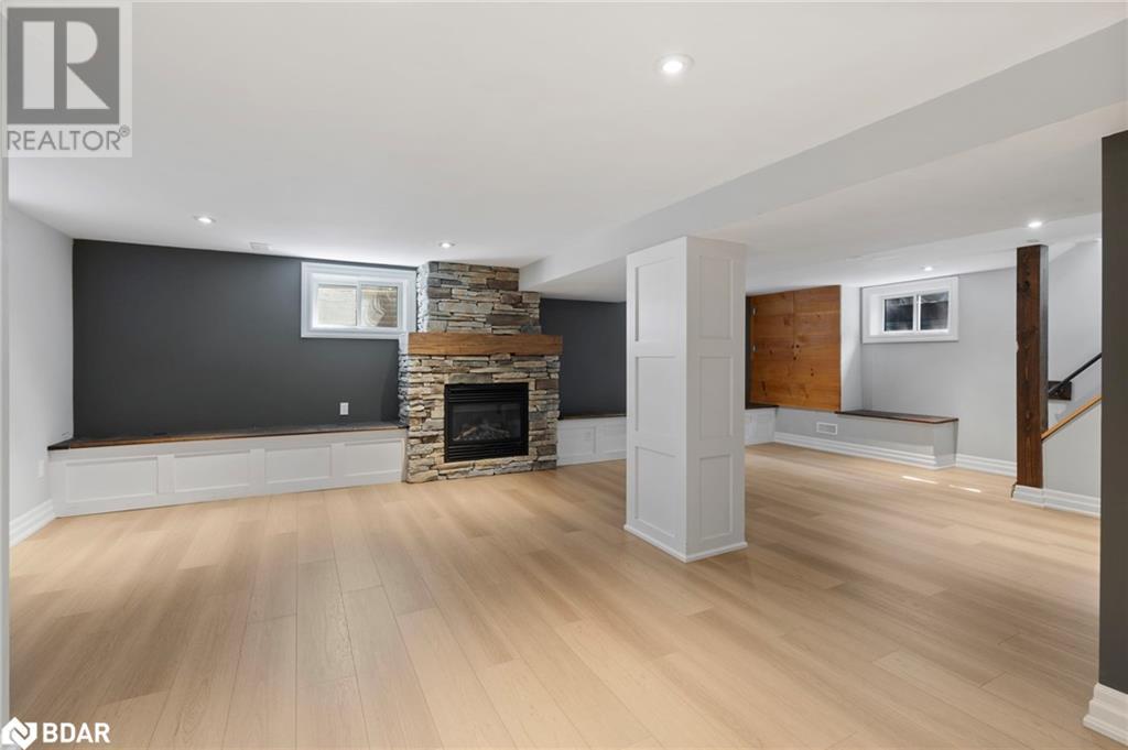Photo 19 of 205 Wellington Street E, Barrie ON