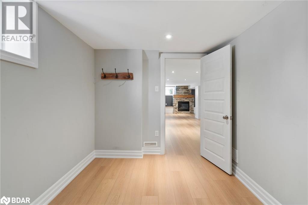 Photo 21 of 205 Wellington Street E, Barrie ON