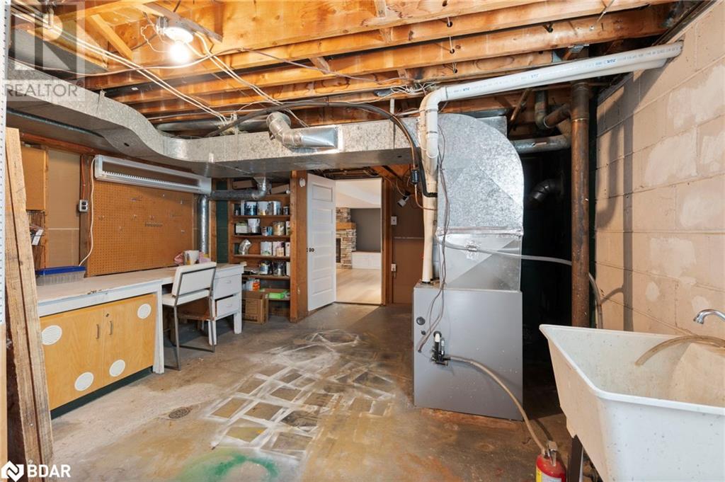 Photo 25 of 205 Wellington Street E, Barrie ON
