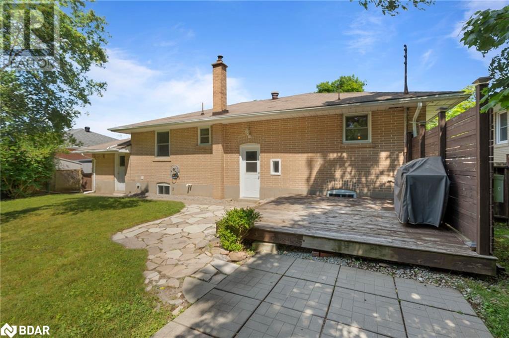 Photo 26 of 205 Wellington Street E, Barrie ON