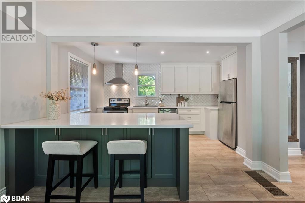 Photo 7 of 205 Wellington Street E, Barrie ON