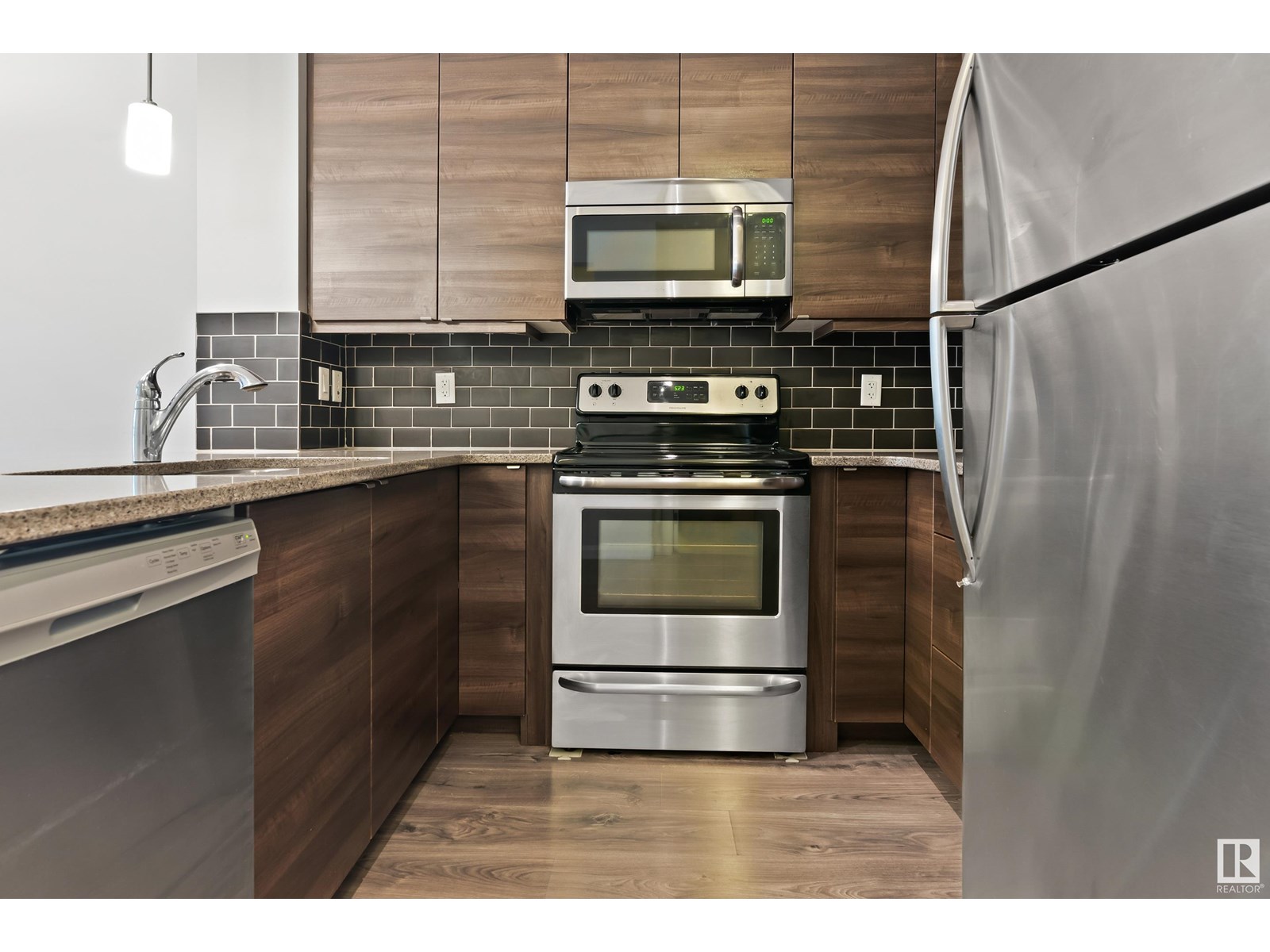 Photo 17 of 115 2588 Anderson Wy Sw, Edmonton AB