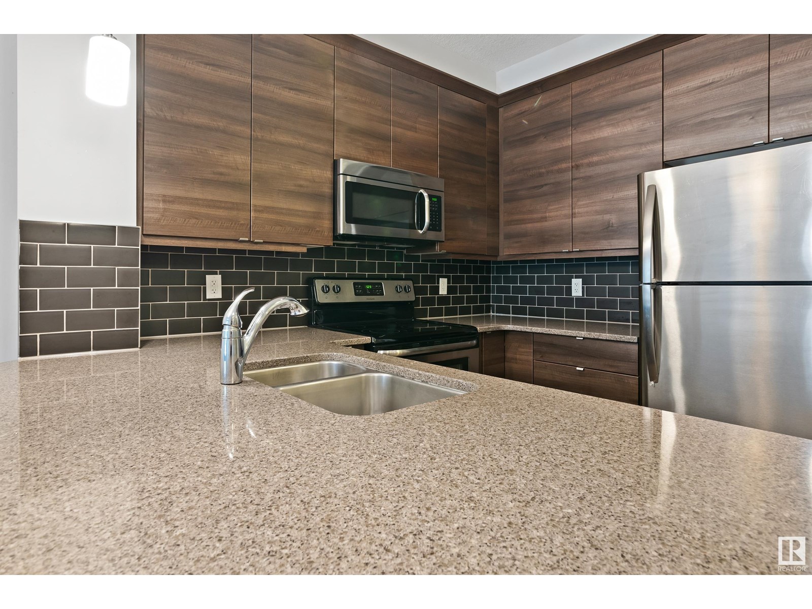 Photo 24 of 115 2588 Anderson Wy Sw, Edmonton AB
