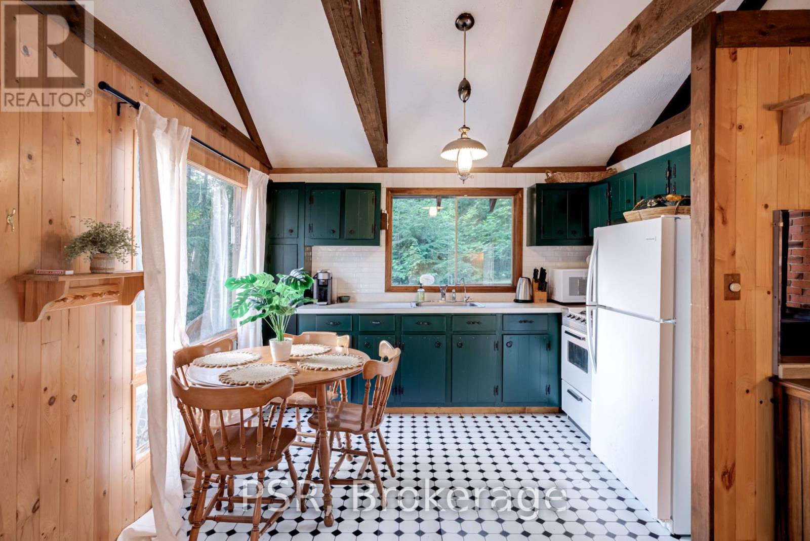 Photo 27 of 1027 North Pine Drive, Lake Of Bays ON