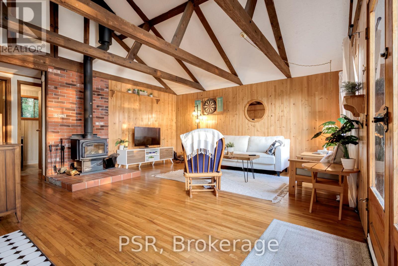 Photo 14 of 1027 North Pine Drive, Lake Of Bays ON