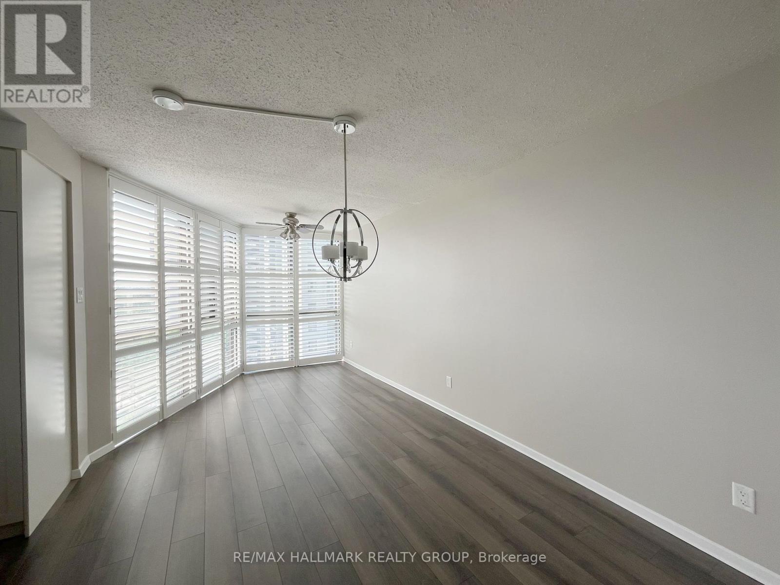 Photo 4 of 1210 2871 Richmond Road, Ottawa ON