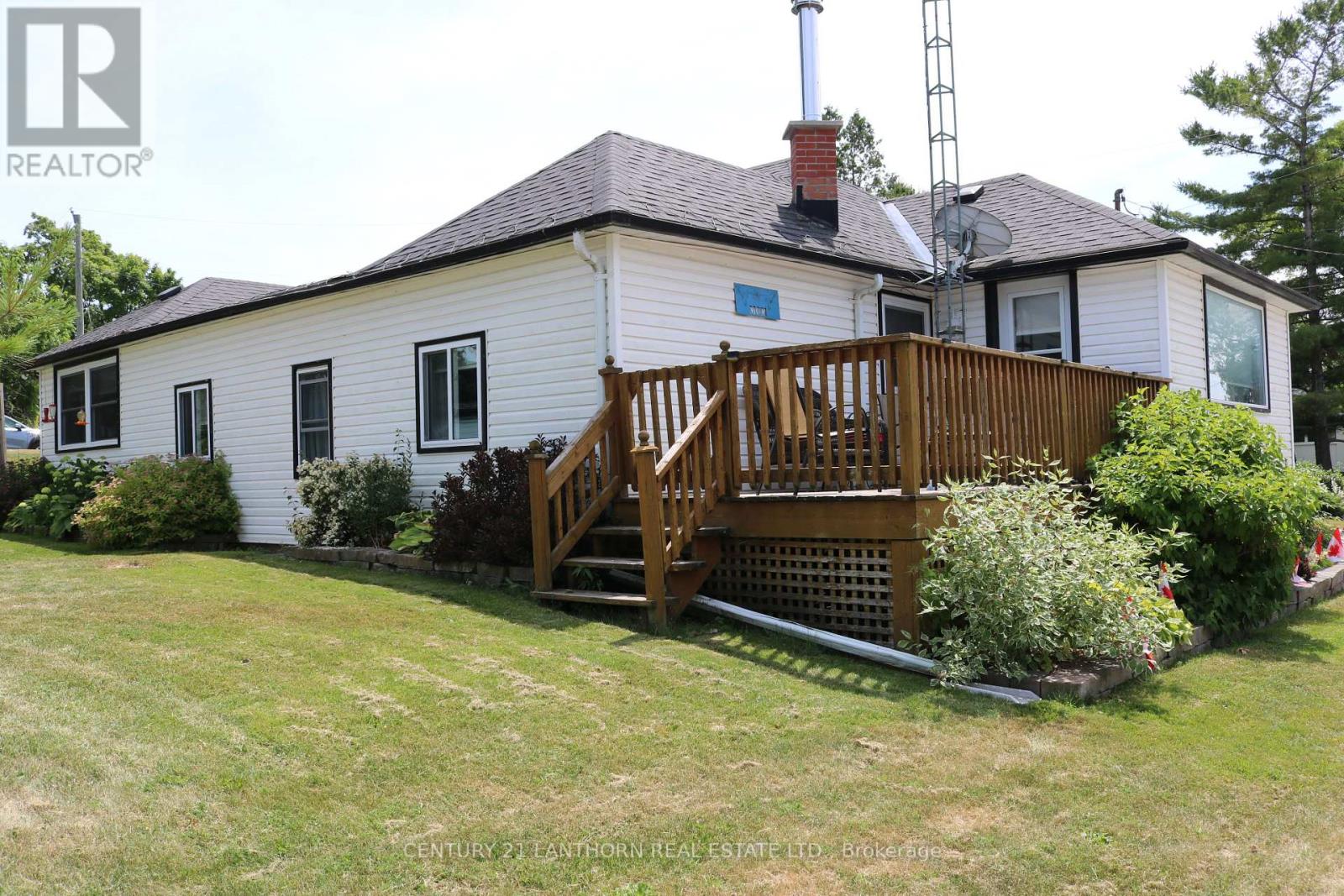 Photo 2 of 13 St Philip Street, Prince Edward County ON