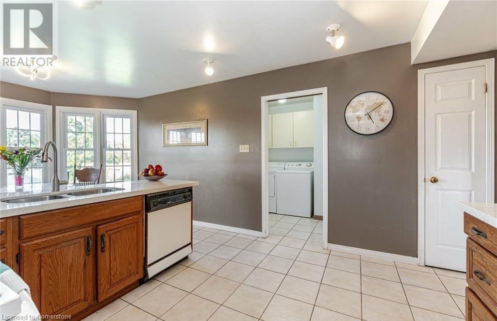 Photo 11 of 8299 Concession 2 Rd, West Lincoln ON