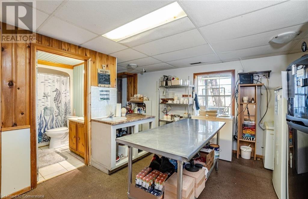 Photo 7 of 8299 Concession 2 Rd, West Lincoln ON