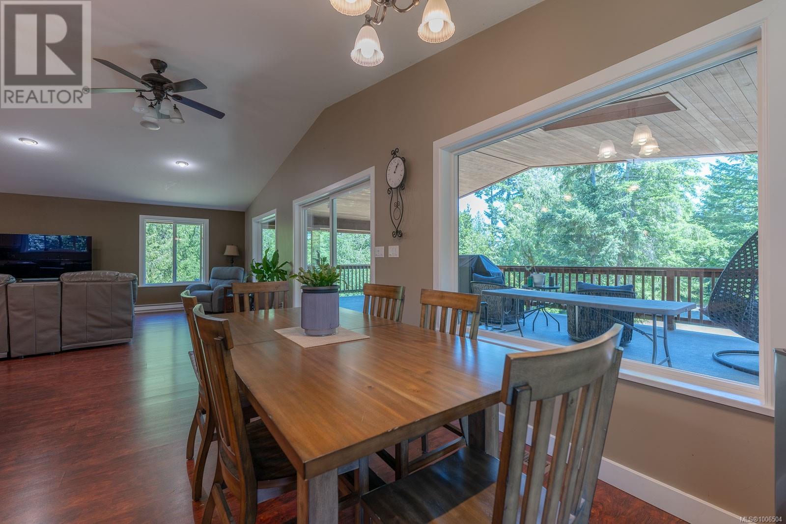 Photo 13 of 1890 Pierce Way, Qualicum Beach BC