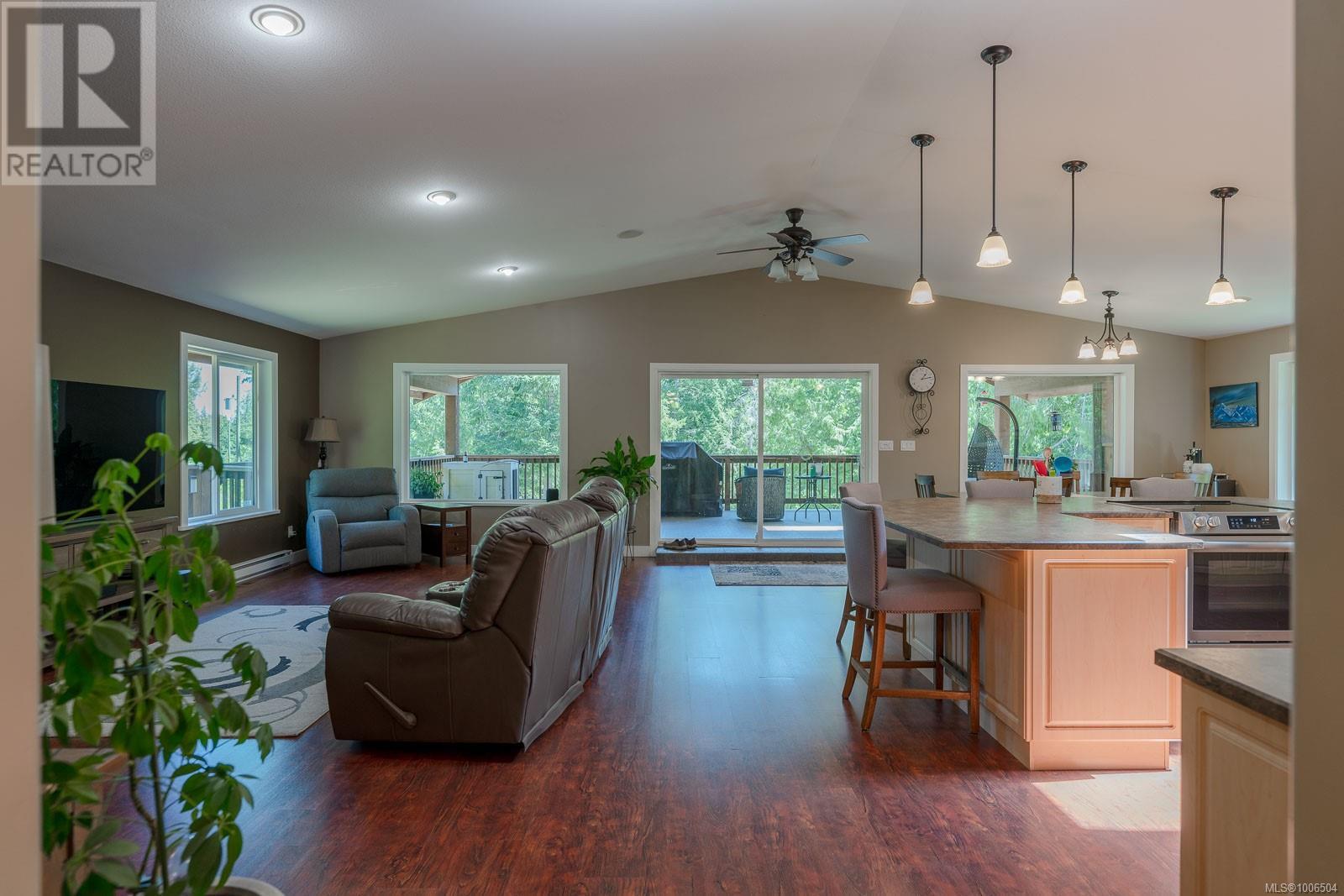 Photo 19 of 1890 Pierce Way, Qualicum Beach BC