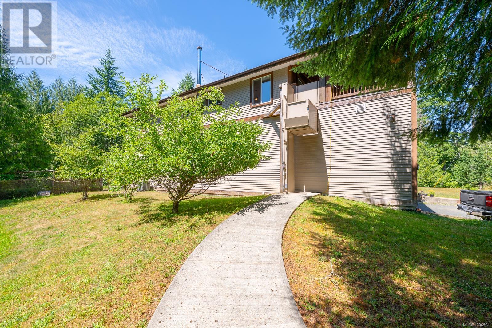 Photo 45 of 1890 Pierce Way, Qualicum Beach BC