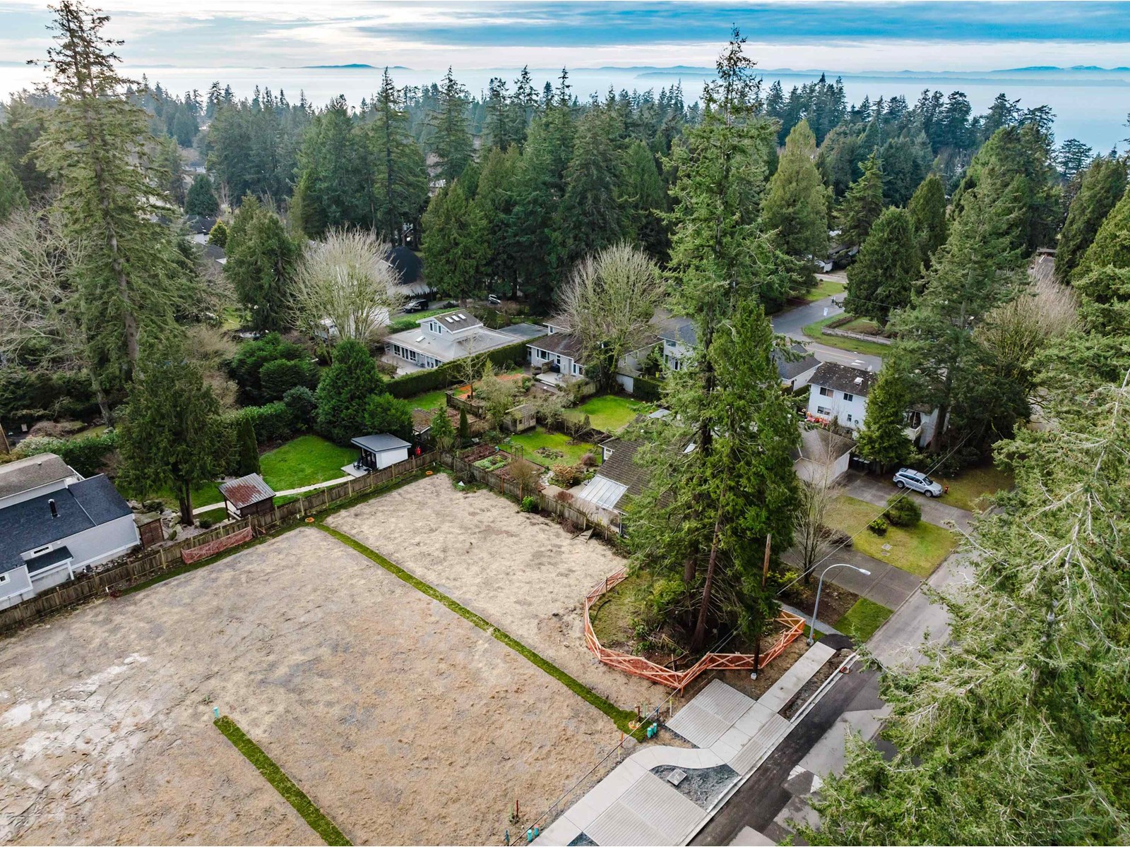 Photo 21 of 2499 124 B Street, Surrey BC