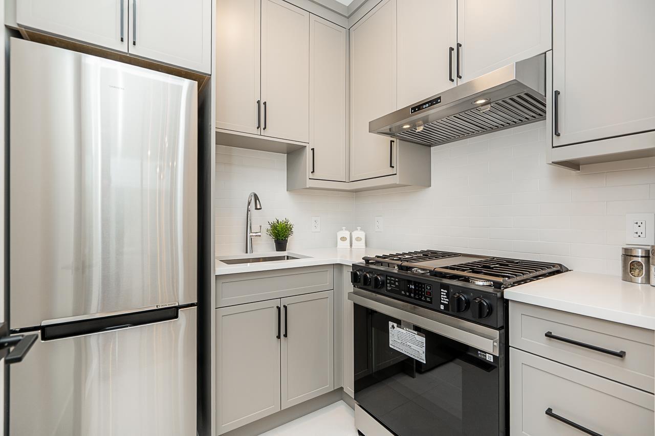 Photo 11 of 1938 167 A Street, Surrey BC