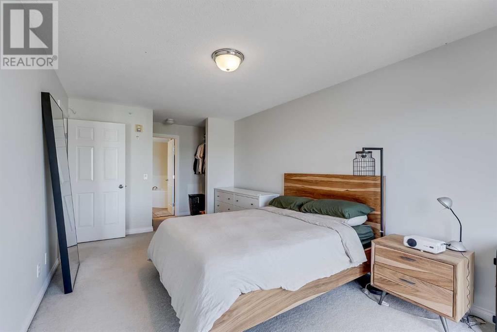 Single Family House Multi-level for Sale in    Avenue SW South Calgary Calgary 