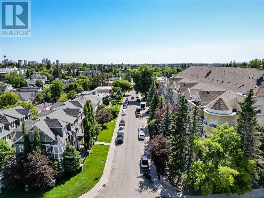 Single Family House Multi-level for Sale in    Avenue SW South Calgary Calgary 