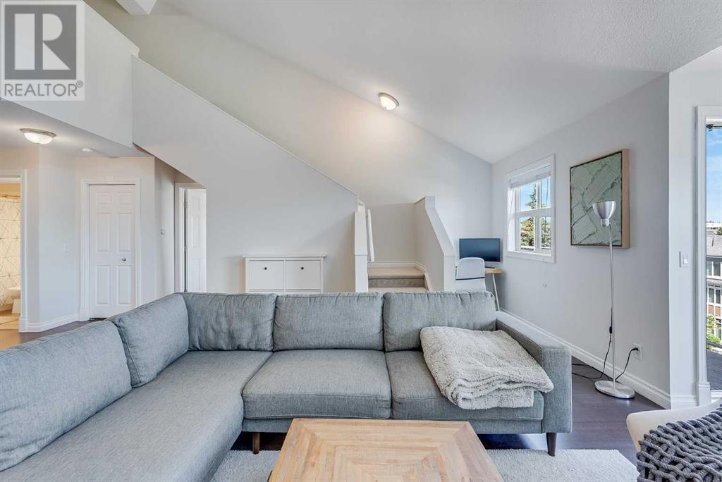 Single Family House Multi-level for Sale in    Avenue SW South Calgary Calgary 