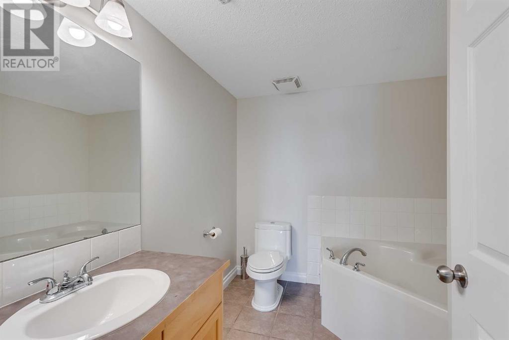 Single Family House Multi-level for Sale in    Avenue SW South Calgary Calgary 