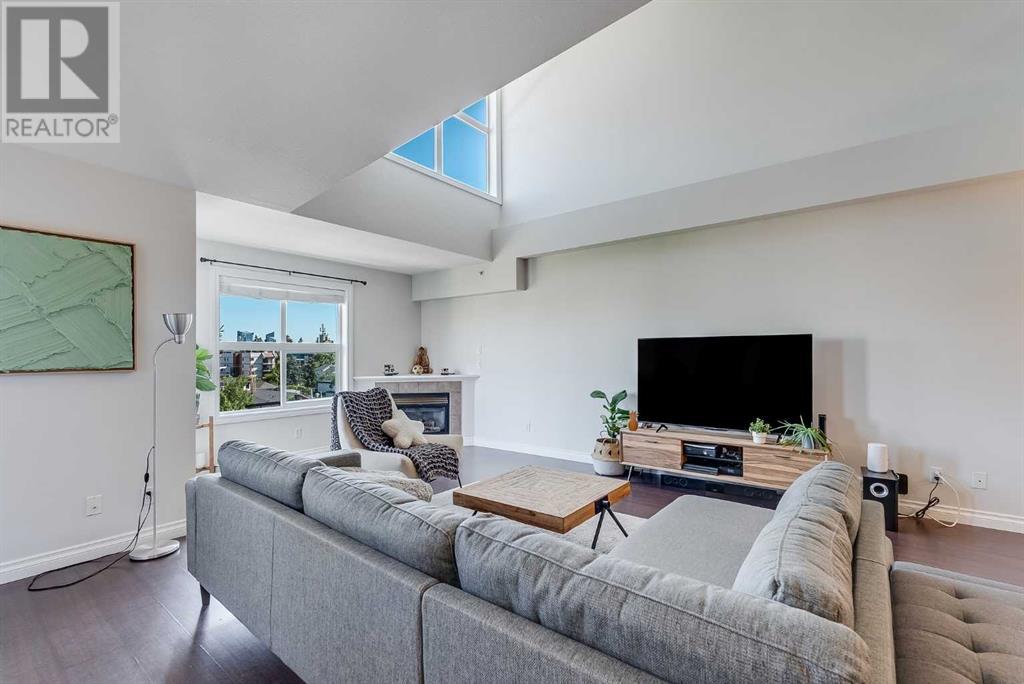 Single Family House Multi-level for Sale in    Avenue SW South Calgary Calgary 