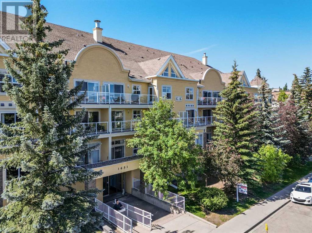 Single Family House Multi-level for Sale in    Avenue SW South Calgary Calgary 