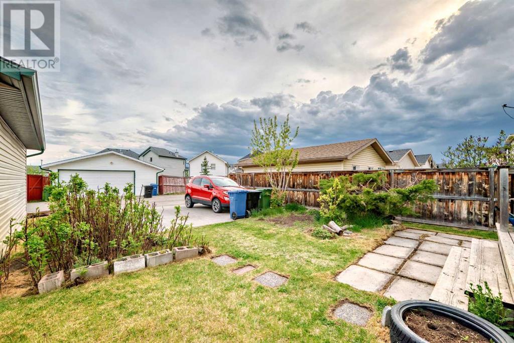 Single Family House for Sale in  Taradale Drive NE Taradale Calgary 