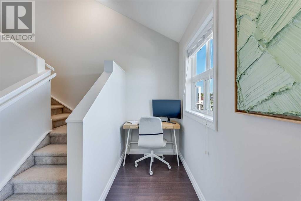 Single Family House Multi-level for Sale in    Avenue SW South Calgary Calgary 