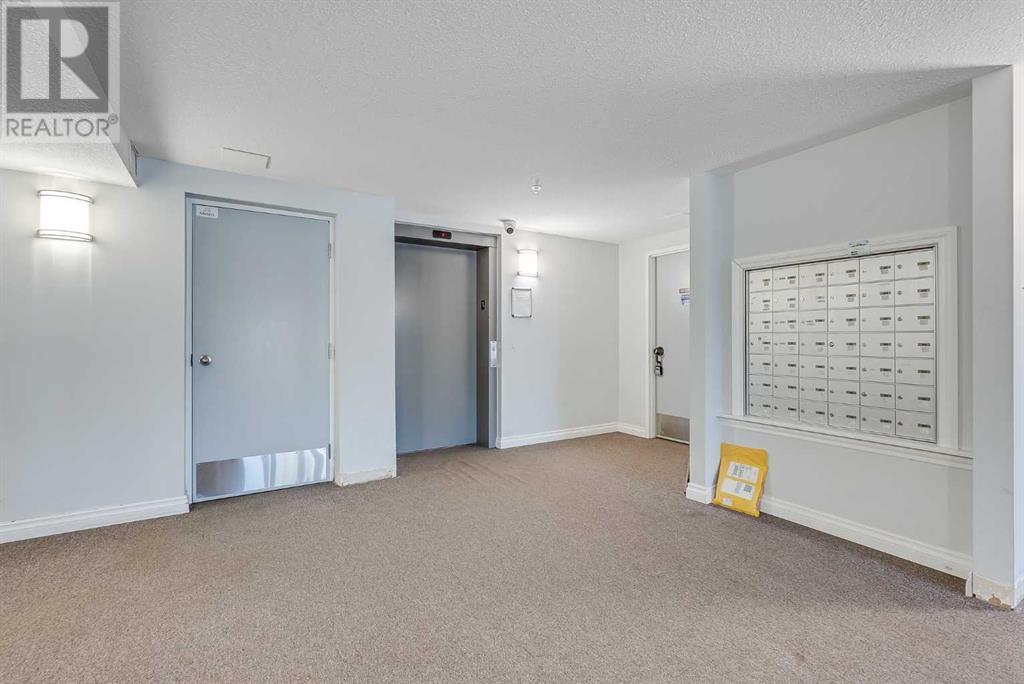 Single Family House Multi-level for Sale in    Avenue SW South Calgary Calgary 