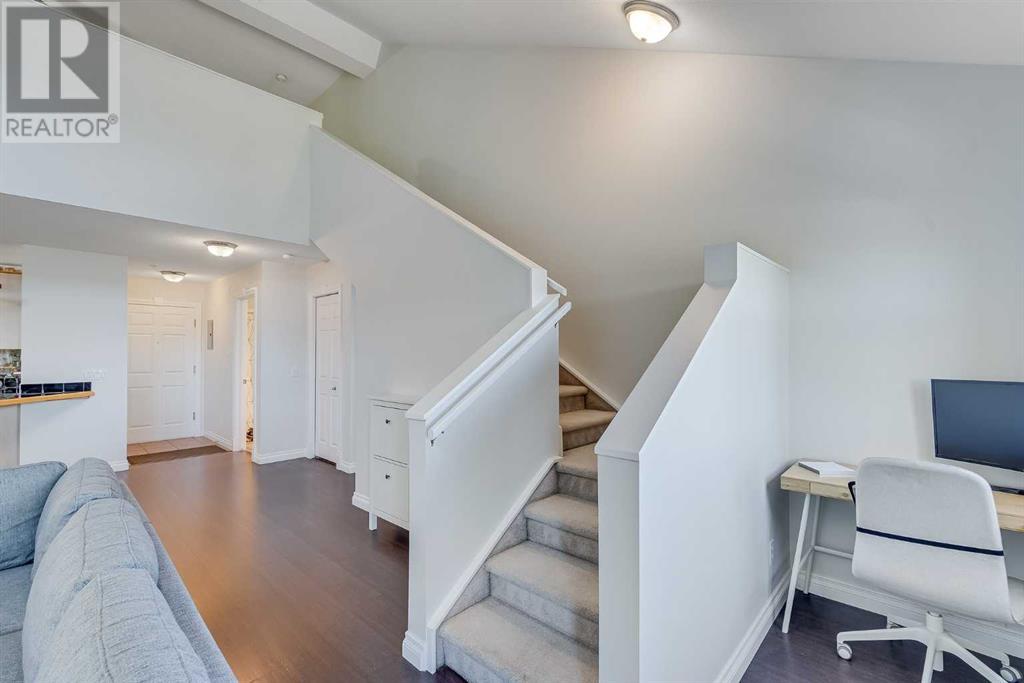 Single Family House Multi-level for Sale in    Avenue SW South Calgary Calgary 