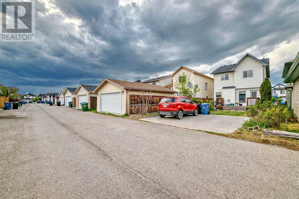 Single Family House for Sale in  Taradale Drive NE Taradale Calgary 