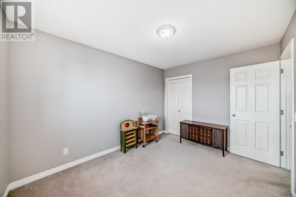 Single Family House for Sale in  Taradale Drive NE Taradale Calgary 