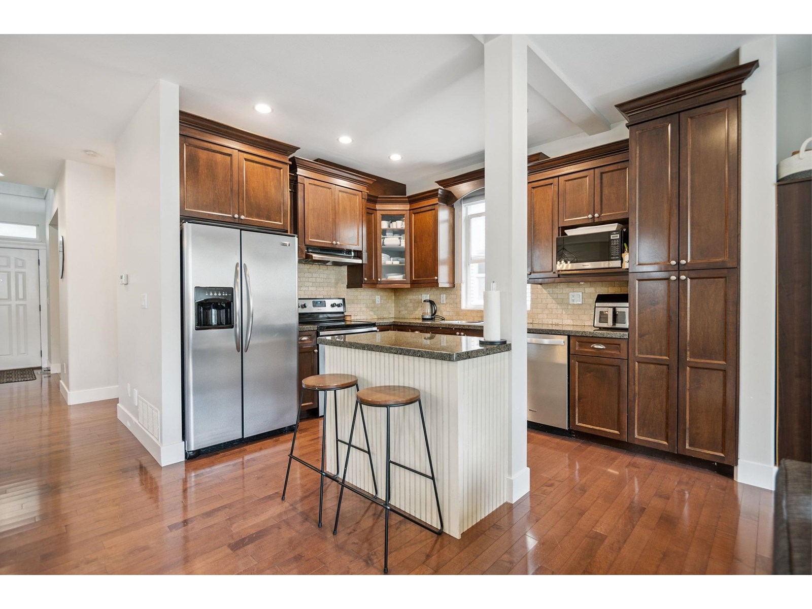 Photo 12 of 14528 60 Avenue, Surrey BC