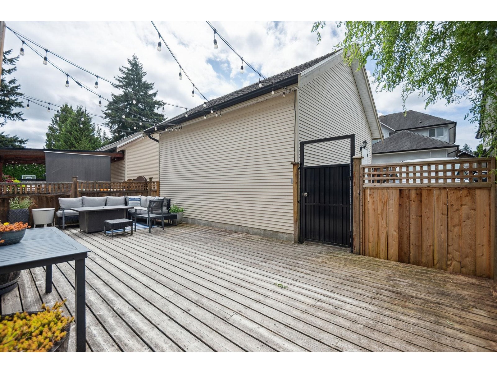 Photo 37 of 14528 60 Avenue, Surrey BC