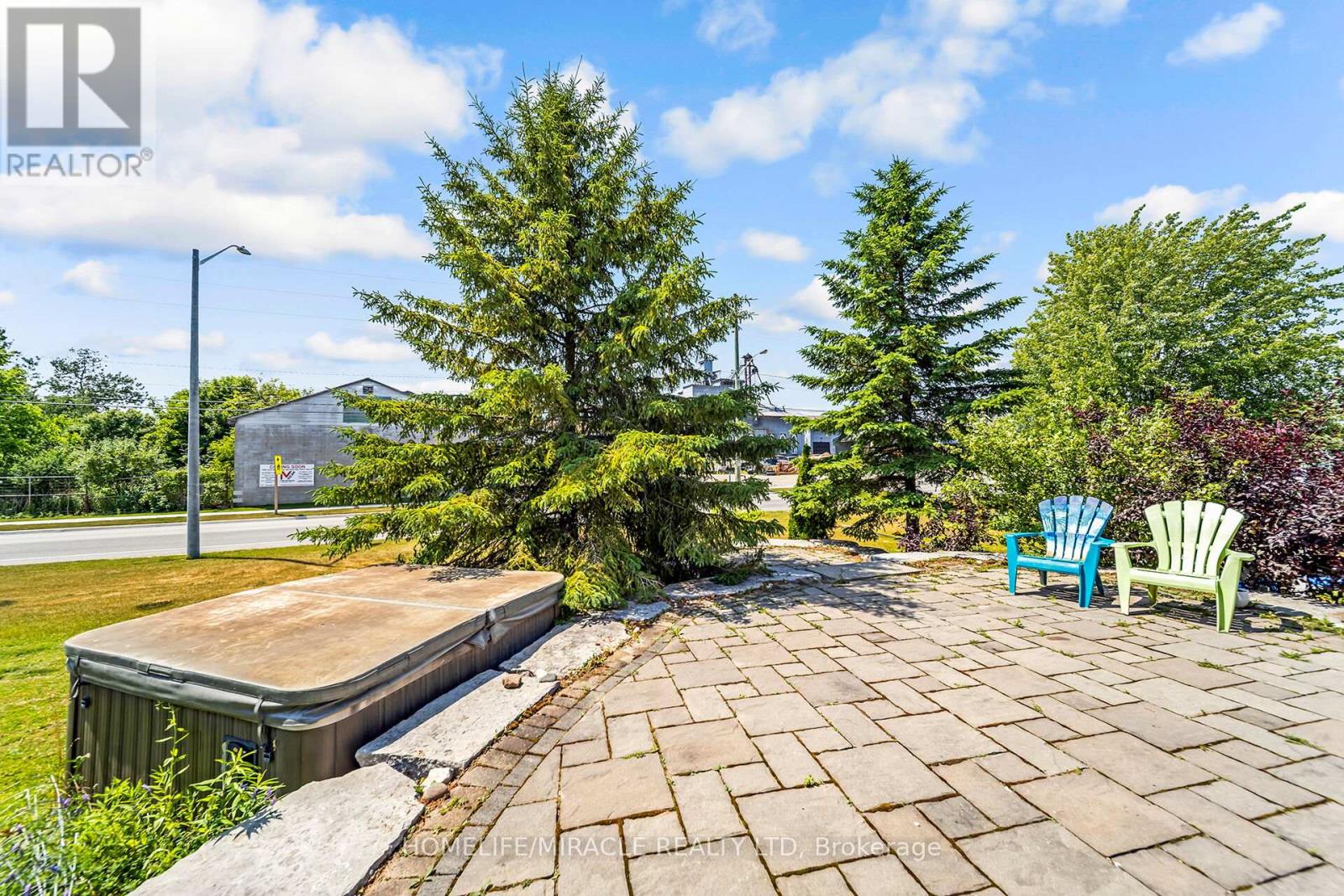 Photo 37 of 24 Chiccony Court, New Tecumseth ON
