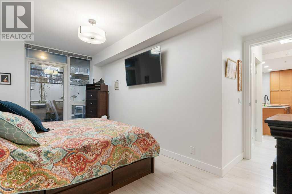 Single Family House for Sale in   Riverfront Avenue SW Chinatown Calgary 
