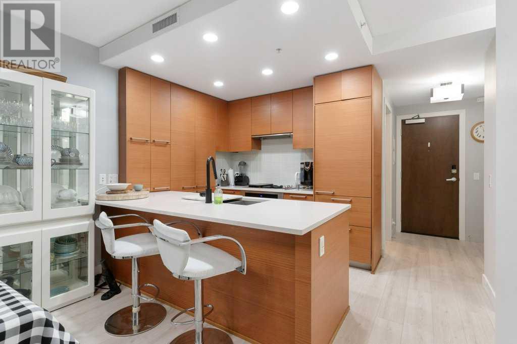 Single Family House for Sale in   Riverfront Avenue SW Chinatown Calgary 
