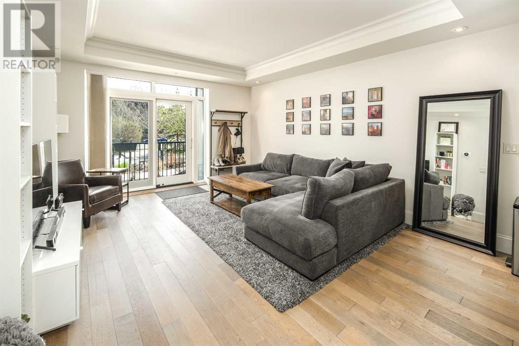 Single Family House for Sale in   Quarry Way SE Douglasdale/Glen Calgary 