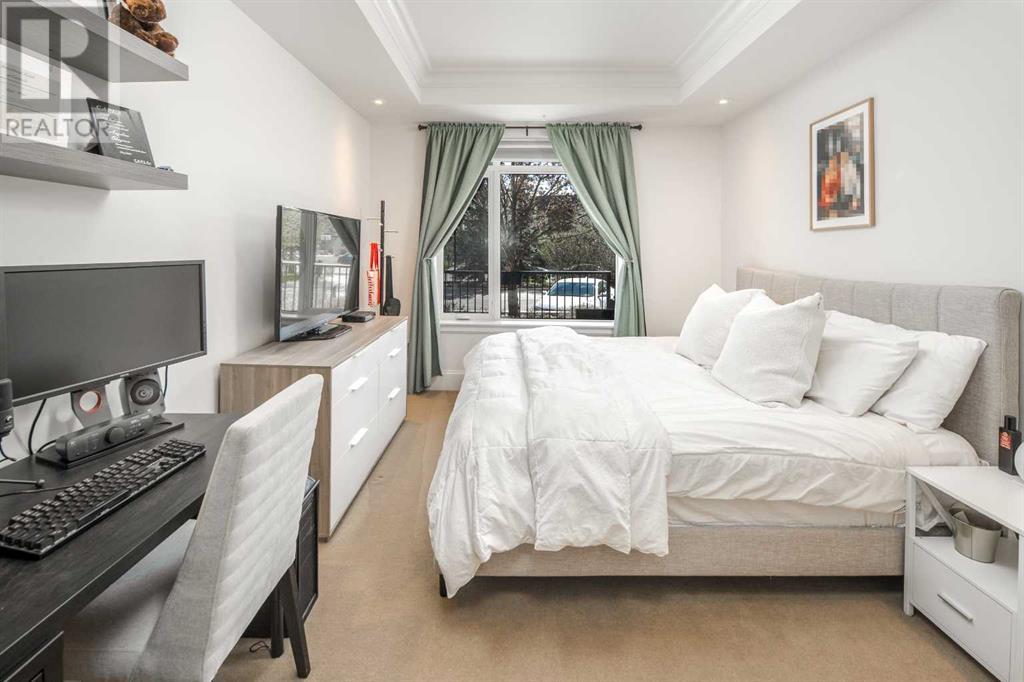 Single Family House for Sale in   Quarry Way SE Douglasdale/Glen Calgary 