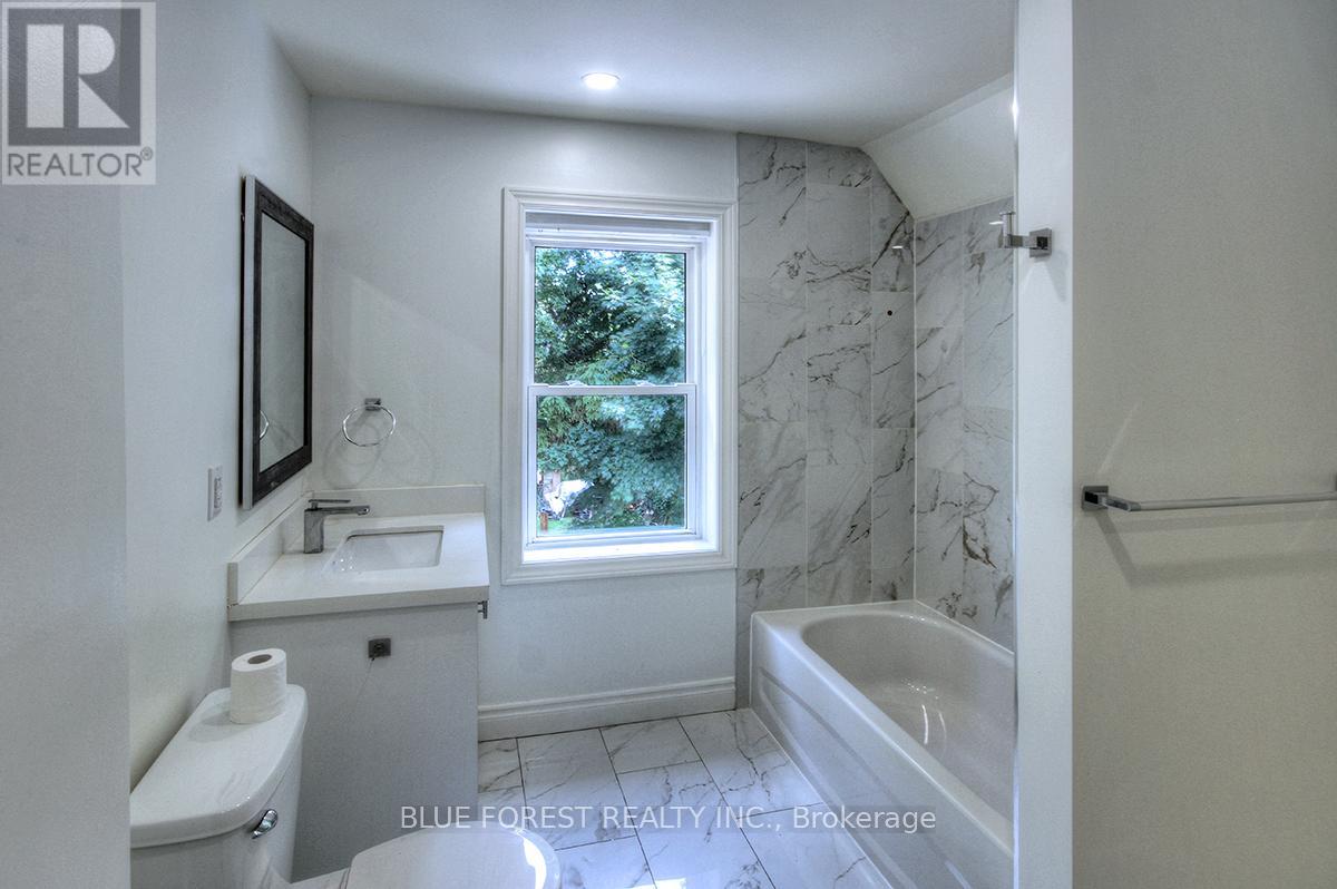 Photo 20 of 89 Gladstone Avenue, St Thomas ON