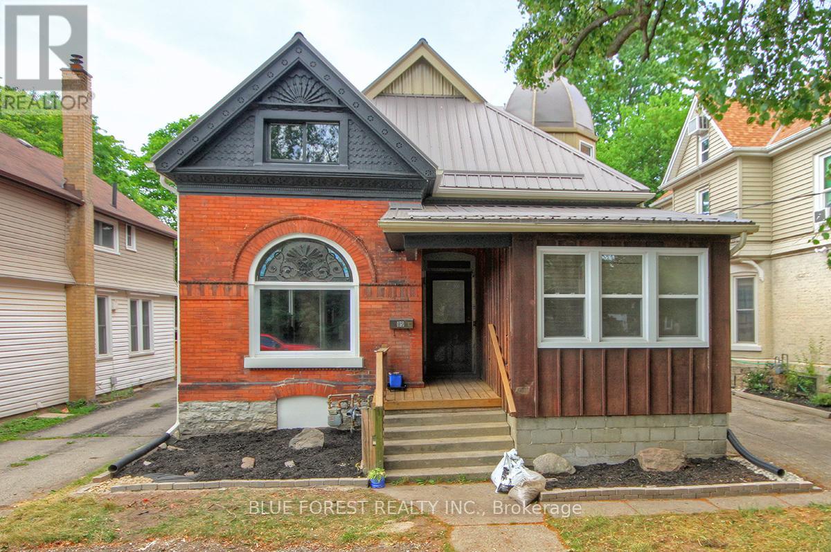 Photo 27 of 89 Gladstone Avenue, St Thomas ON