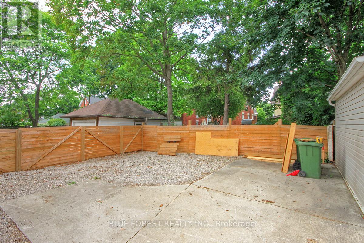 Photo 28 of 89 Gladstone Avenue, St Thomas ON