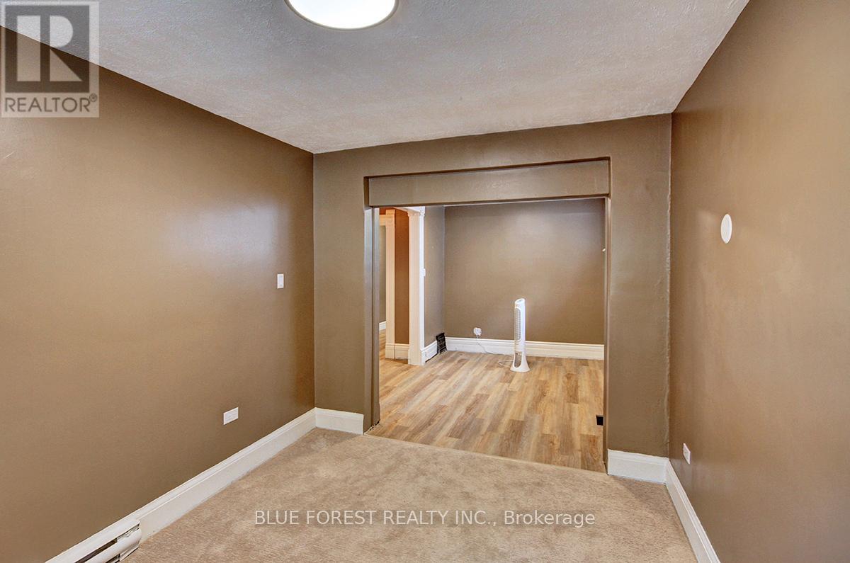 Photo 32 of 89 Gladstone Avenue, St Thomas ON