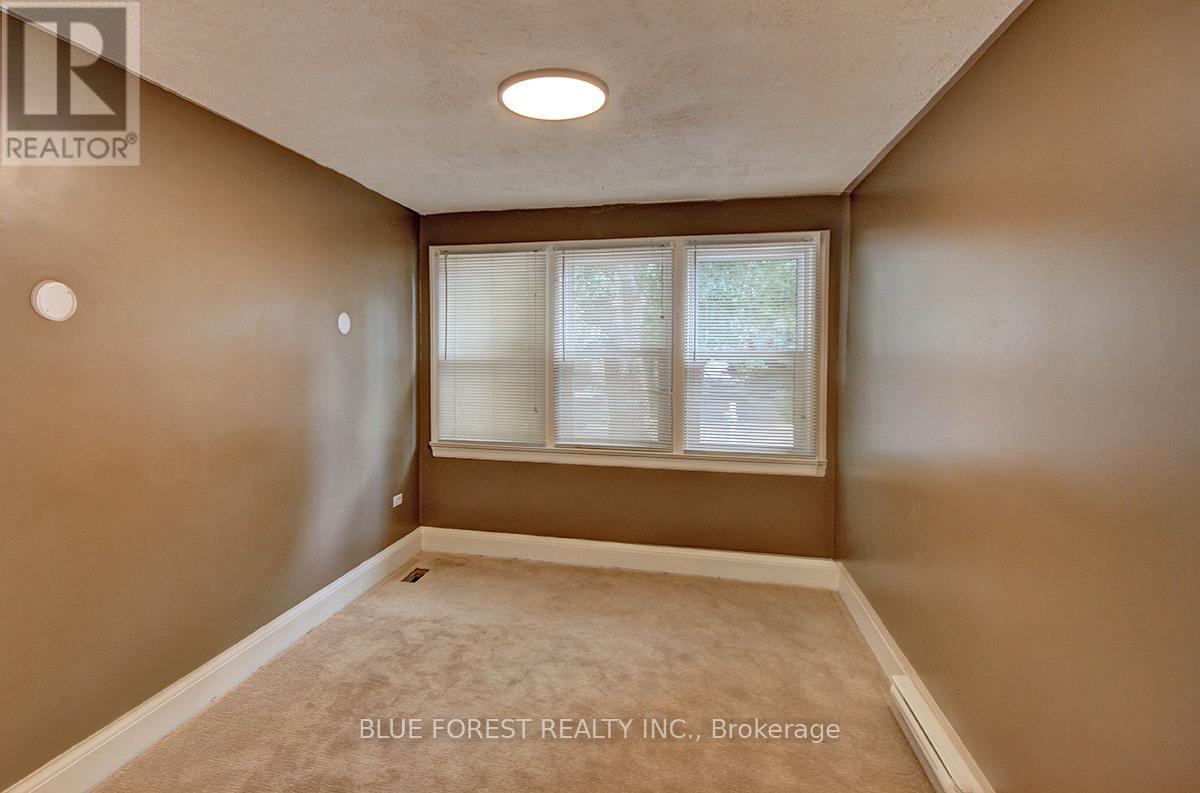 Photo 31 of 89 Gladstone Avenue, St Thomas ON