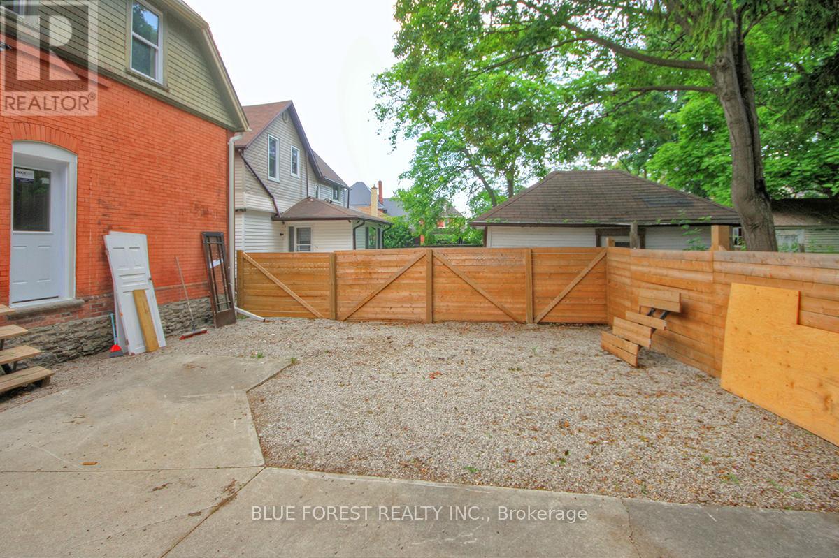 Photo 29 of 89 Gladstone Avenue, St Thomas ON