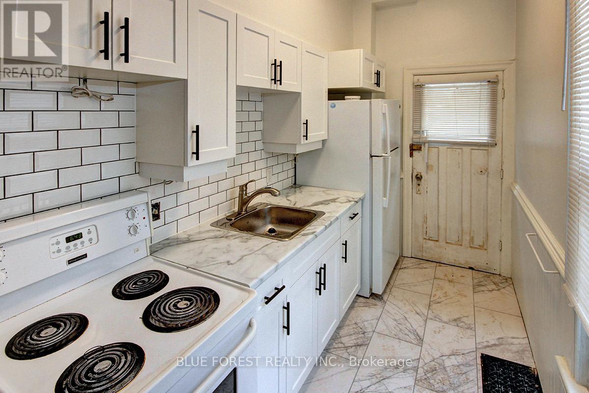 Photo 36 of 89 Gladstone Avenue, St Thomas ON