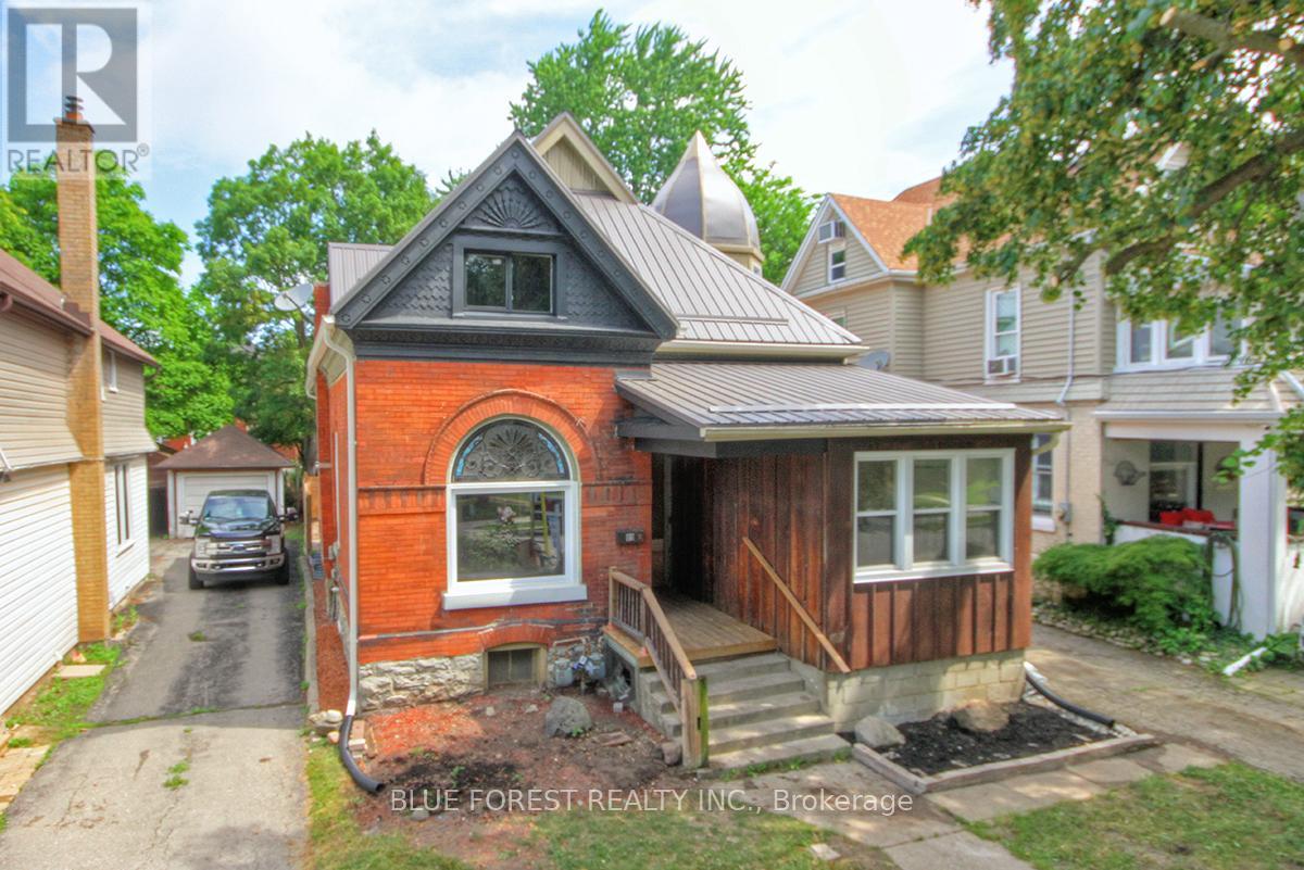 Photo 42 of 89 Gladstone Avenue, St Thomas ON