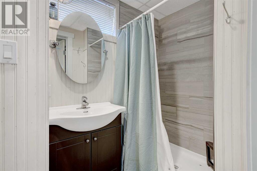 Single Family House Bungalow for Sale in  A Street Mountview Grande Prairie 