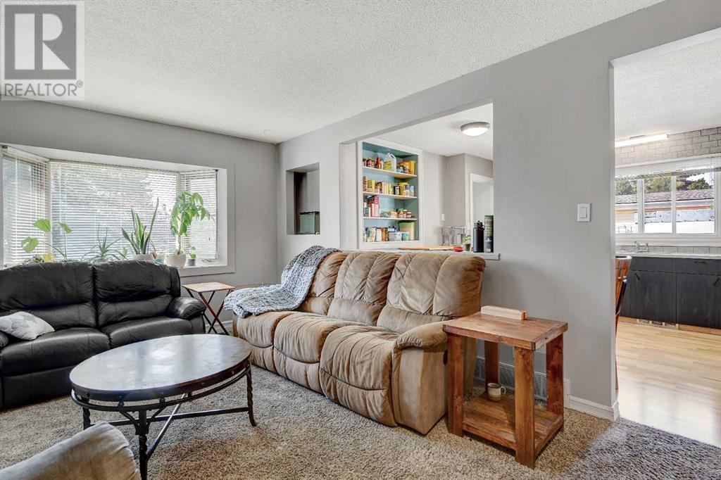 Single Family House Bungalow for Sale in  A Street Mountview Grande Prairie 
